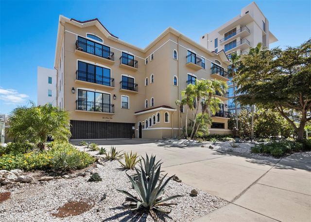 205 GOLDEN GATE POINT 401, Sarasota, FL 34236