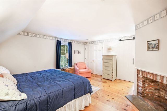 10 Hunters Trl, Sandwich, MA 02563