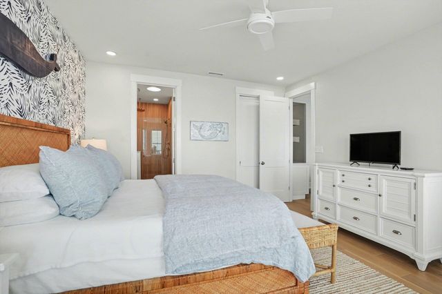 721 S Waccamaw Dr., Murrells Inlet, SC 29576