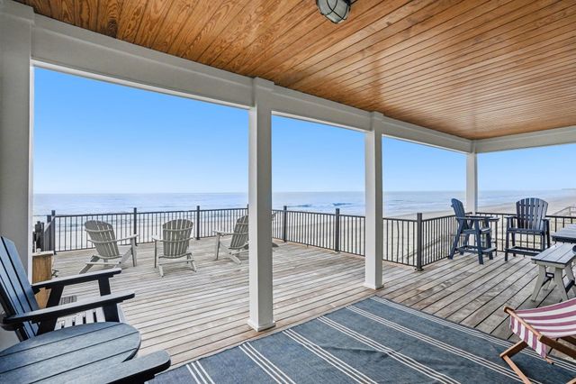 721 S Waccamaw Dr., Murrells Inlet, SC 29576