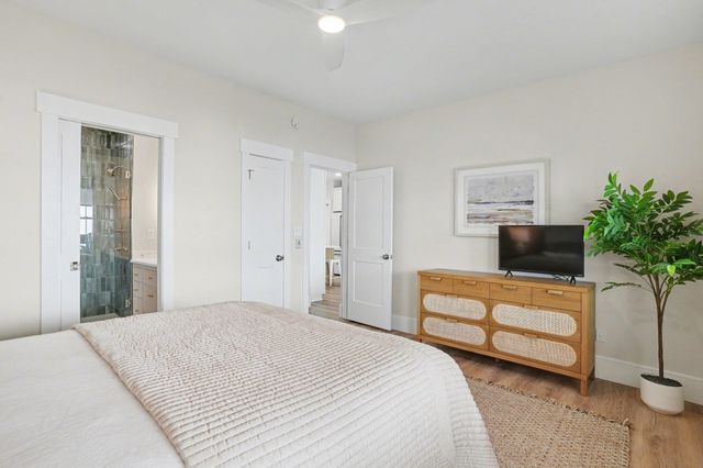 721 S Waccamaw Dr., Murrells Inlet, SC 29576