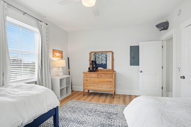 721 S Waccamaw Dr., Murrells Inlet, SC 29576