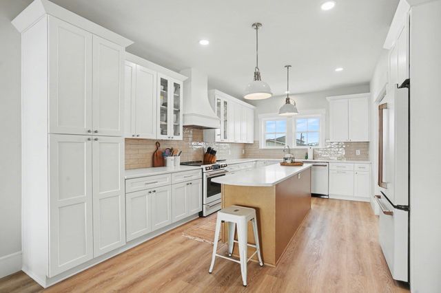 721 S Waccamaw Dr., Murrells Inlet, SC 29576