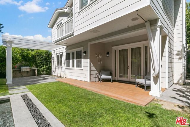 14917 VALLEY VISTA Boulevard, Sherman Oaks, CA 91403