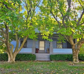 1711 Wellington Avenue, Youngstown, OH 44509