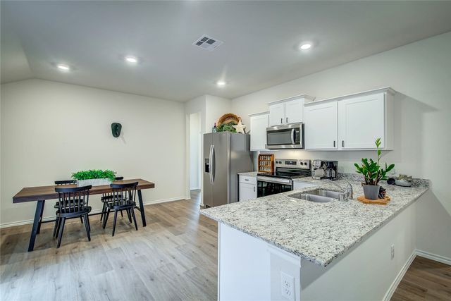 1812 Chandelier Crossing, Crandall, TX 75114