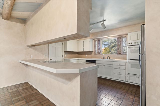 109 Calle Royale, Santa Fe, NM 87505