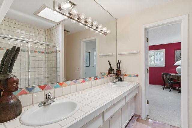 109 Calle Royale, Santa Fe, NM 87505