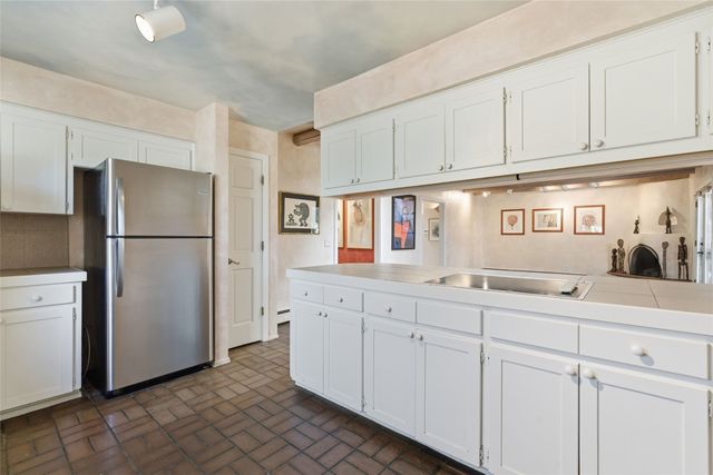 109 Calle Royale, Santa Fe, NM 87505