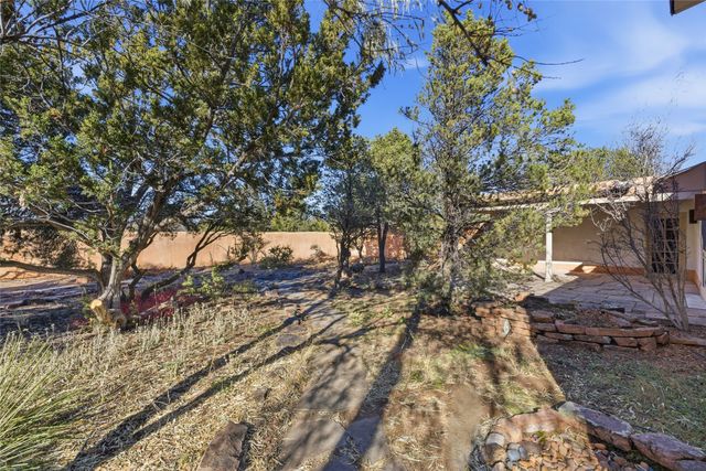 109 Calle Royale, Santa Fe, NM 87505