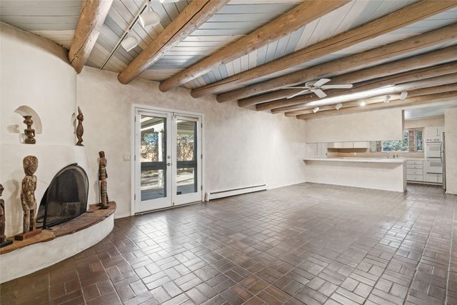 109 Calle Royale, Santa Fe, NM 87505