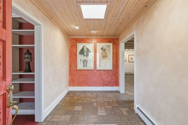 109 Calle Royale, Santa Fe, NM 87505