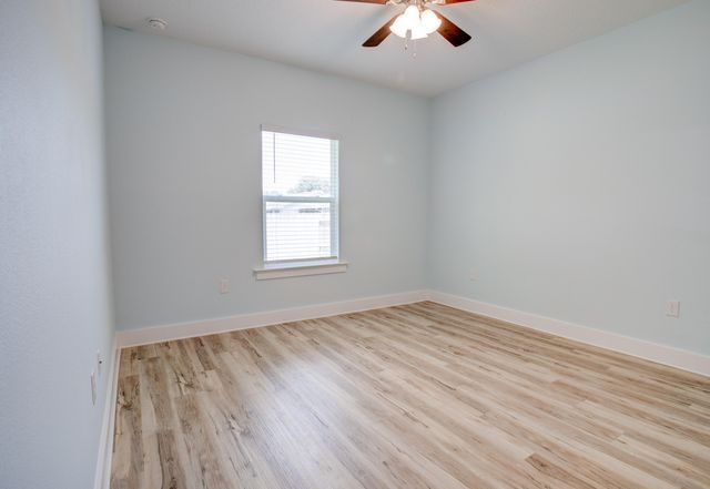 1756 Thomas Street, Niceville, FL 32578