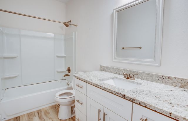 1756 Thomas Street, Niceville, FL 32578