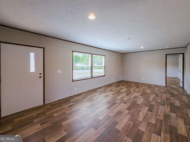 18 Karen Drive, Enigma, GA 31749