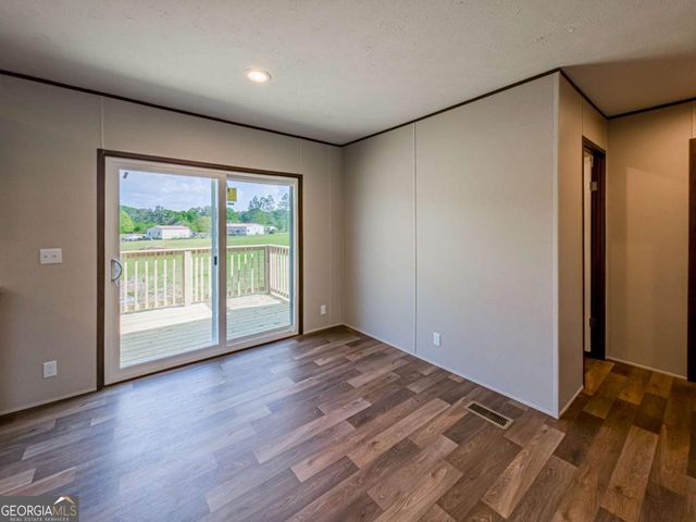 18 Karen Drive, Enigma, GA 31749