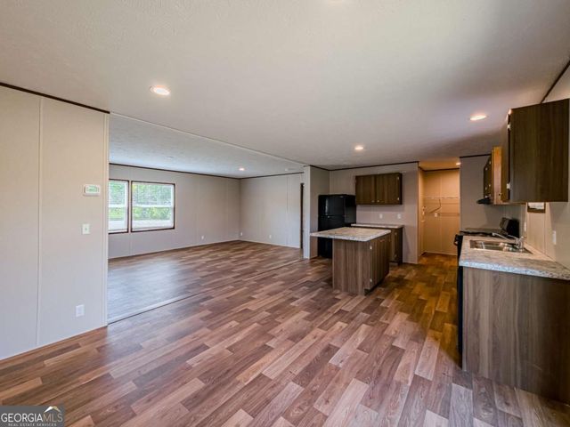 18 Karen Drive, Enigma, GA 31749