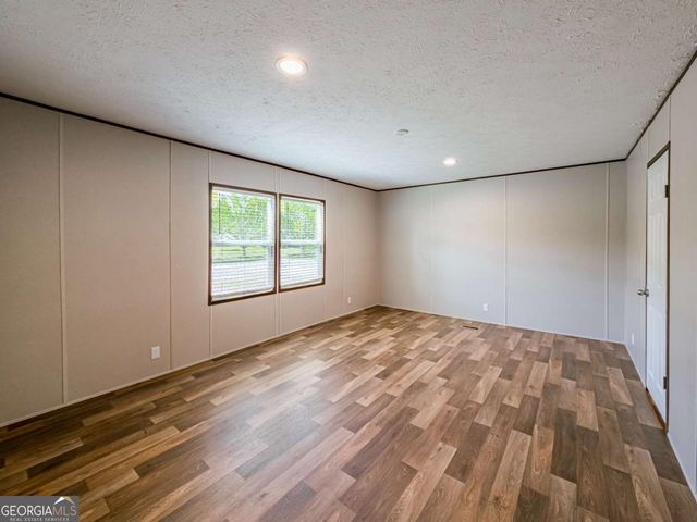 18 Karen Drive, Enigma, GA 31749