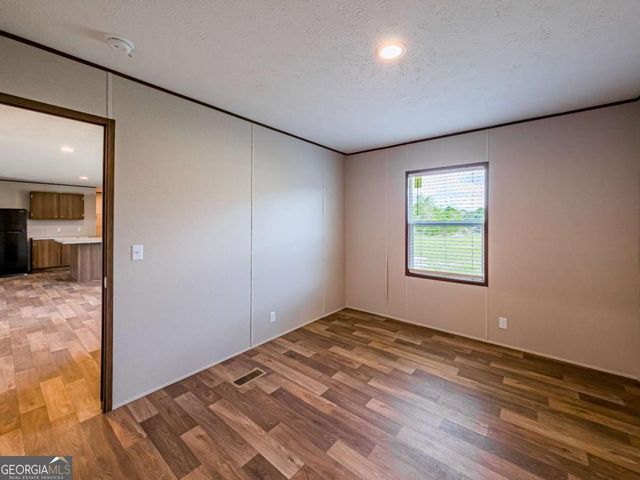 18 Karen Drive, Enigma, GA 31749