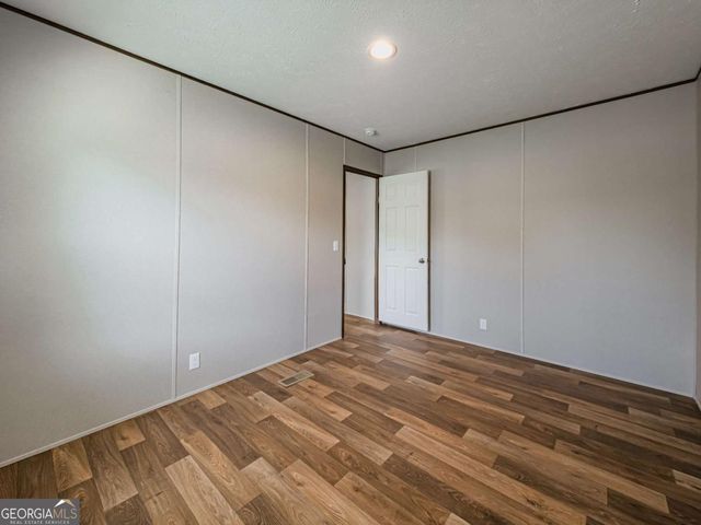 18 Karen Drive, Enigma, GA 31749