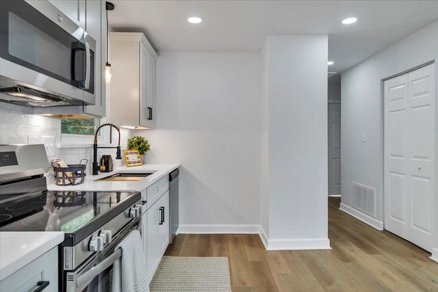 2117 Bailey AVE, Salem, VA 24153
