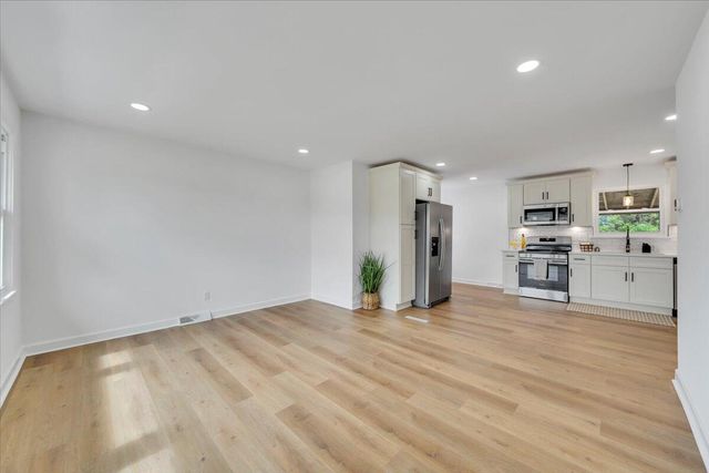 2117 Bailey AVE, Salem, VA 24153