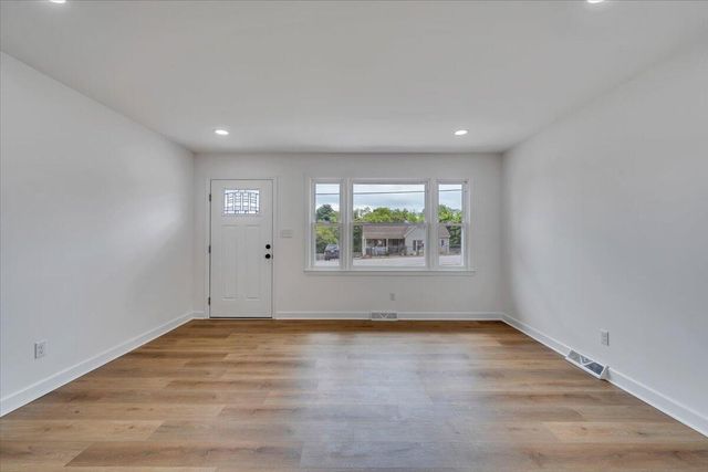 2117 Bailey AVE, Salem, VA 24153