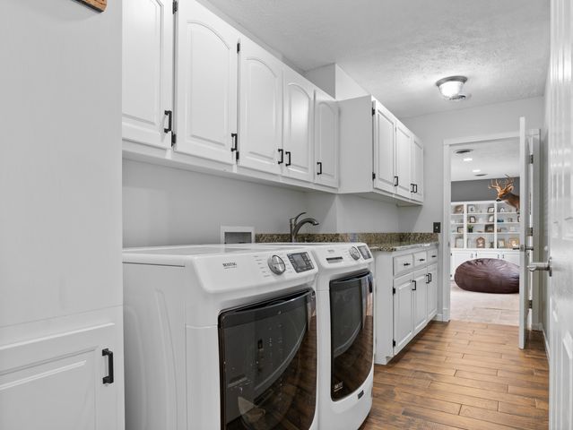 1199 N Sha-Ree Lane, Bolivar, MO 65613