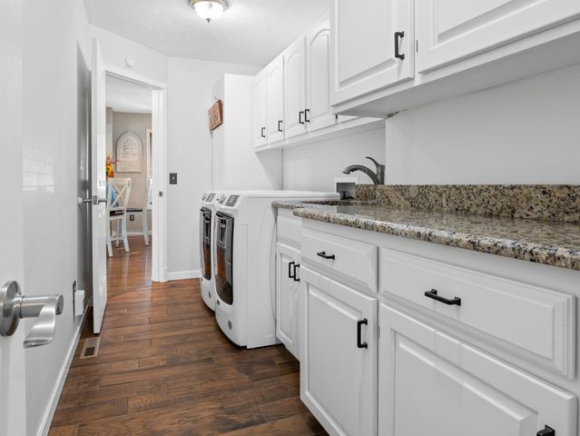 1199 N Sha-Ree Lane, Bolivar, MO 65613