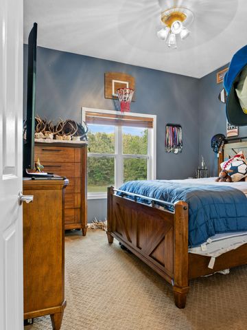 1199 N Sha-Ree Lane, Bolivar, MO 65613