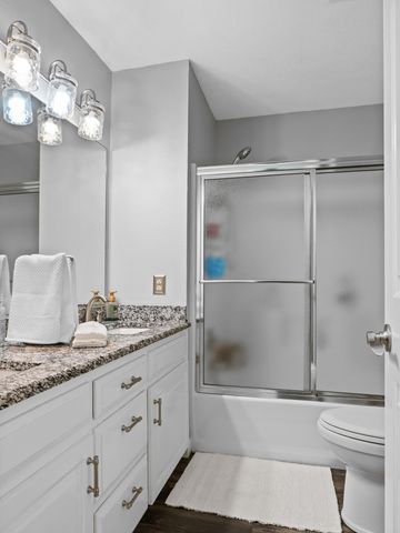 1199 N Sha-Ree Lane, Bolivar, MO 65613