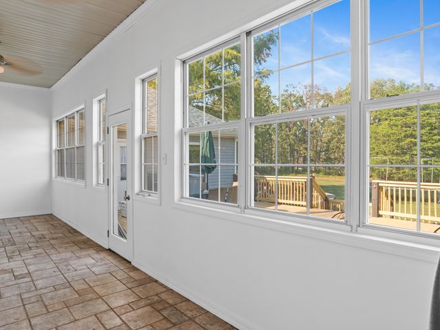 1199 N Sha-Ree Lane, Bolivar, MO 65613