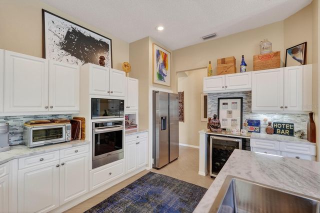 11 LAGUNA COURT, Palm Coast, FL 32137