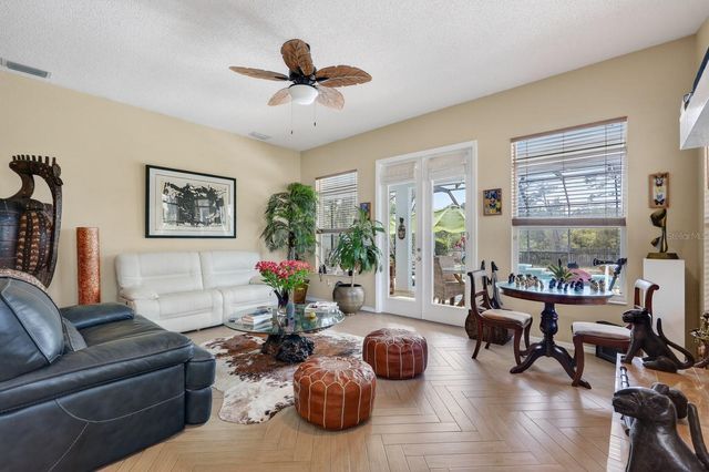 11 LAGUNA COURT, Palm Coast, FL 32137