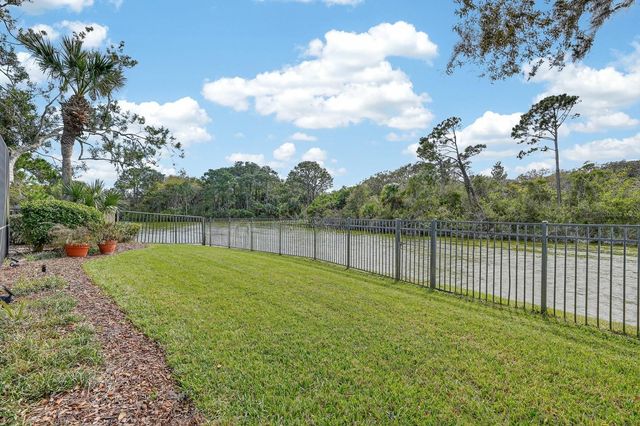 11 LAGUNA COURT, Palm Coast, FL 32137