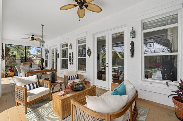 11 LAGUNA COURT, Palm Coast, FL 32137