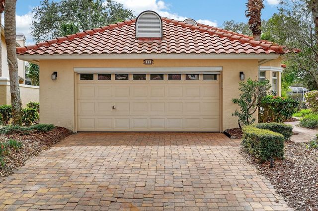 11 LAGUNA COURT, Palm Coast, FL 32137