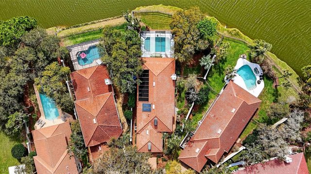 11 LAGUNA COURT, Palm Coast, FL 32137