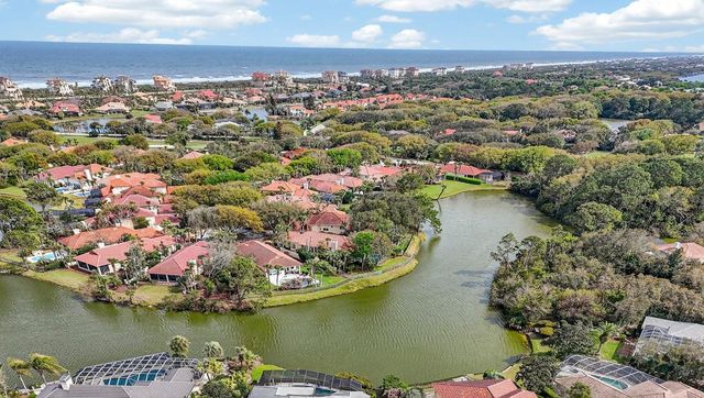 11 LAGUNA COURT, Palm Coast, FL 32137