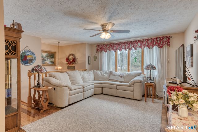 4 Arrow Drive, Plymouth, CT 06786