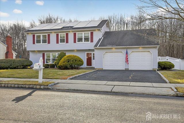 11 millburn Court, Old Bridge, NJ 08857