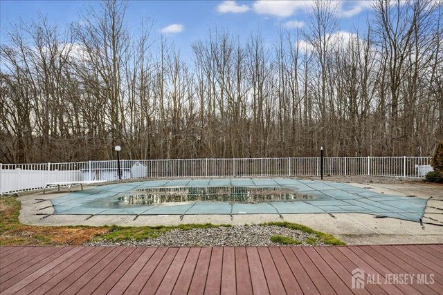 11 millburn Court, Old Bridge, NJ 08857