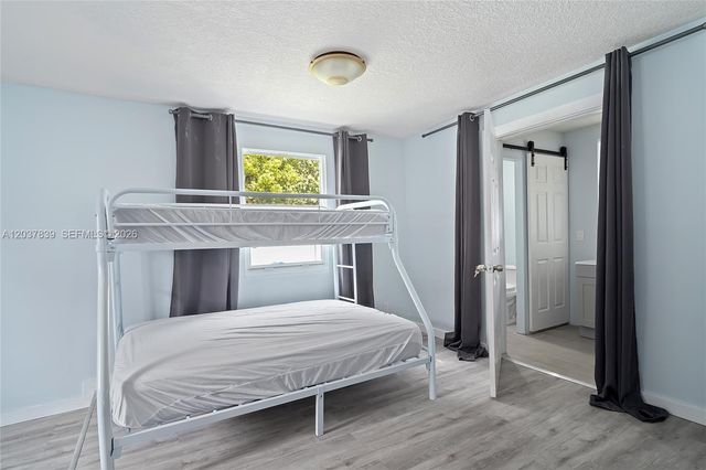 644 SW 7th Ct 0, Hallandale Beach, FL 33009