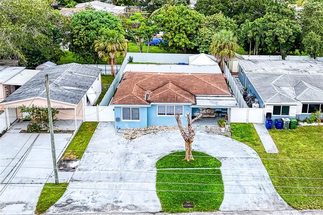 644 SW 7th Ct 0, Hallandale Beach, FL 33009
