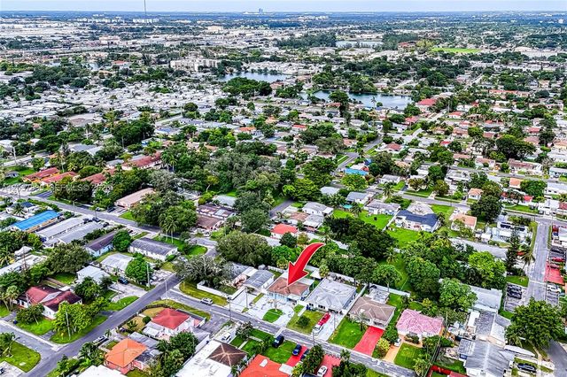 644 SW 7th Ct 0, Hallandale Beach, FL 33009