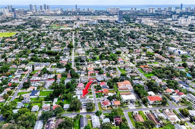 644 SW 7th Ct 0, Hallandale Beach, FL 33009