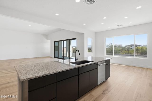 33901 N BORGATA Trail, San Tan Valley, AZ 85144