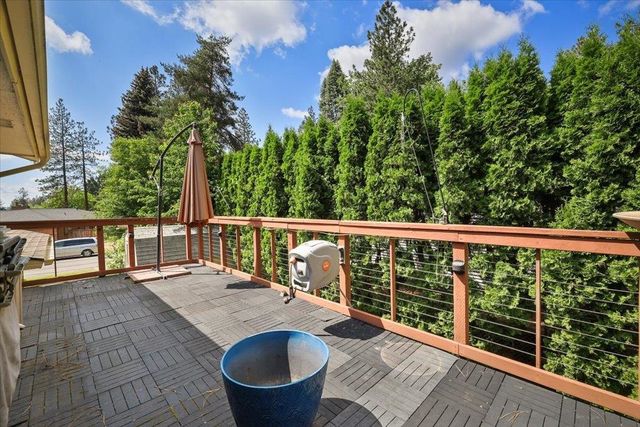 5224 W Pacific Park Dr, Spokane, WA 99208