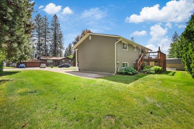 5224 W Pacific Park Dr, Spokane, WA 99208