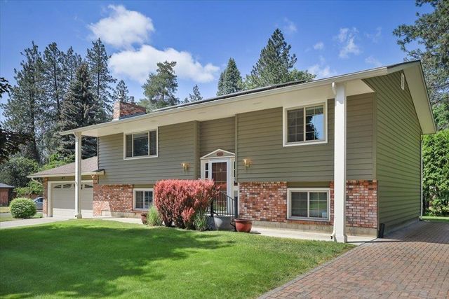 5224 W Pacific Park Dr, Spokane, WA 99208